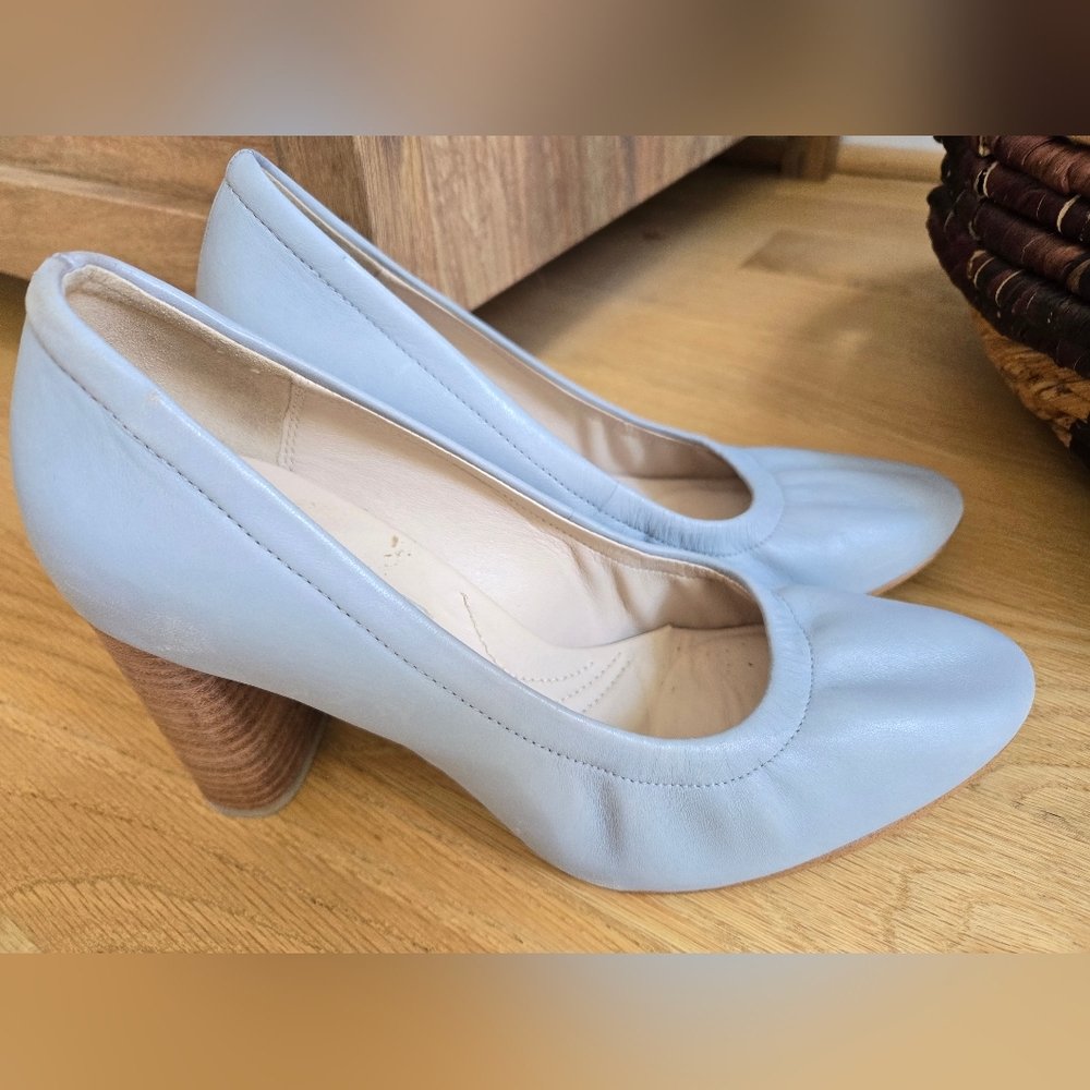 Clarks Light Blue Pumps